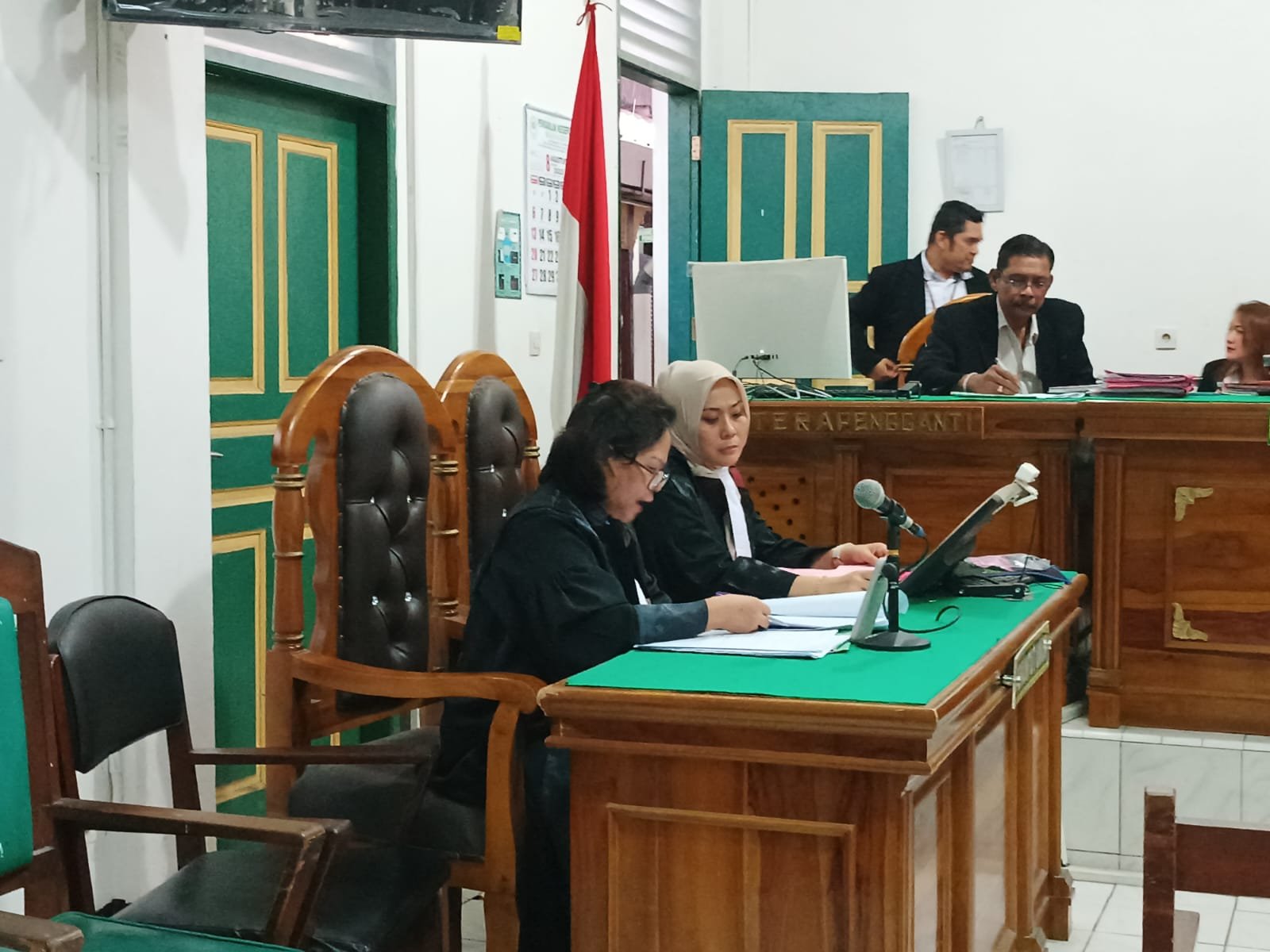 Dua Kurir 20 Kg Sabu dan 30.000 butir Ekstasi Dituntut Hukuman Mati