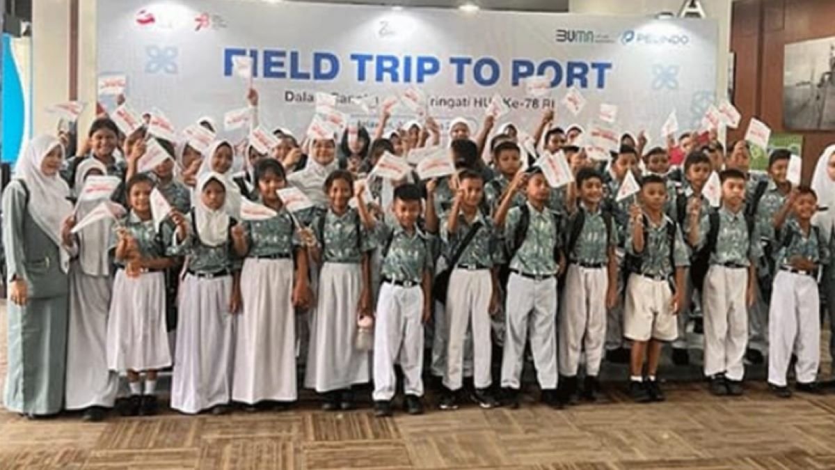 Semarakkan HUT ke-78 Kemerdekaan RI, Pelindo Regional 1 Gelar Field Trip to Port