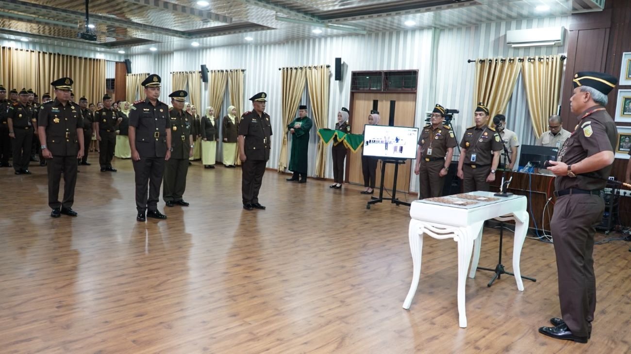 Kajati Lantik Tiga Kajari di Jajaran Kejati Sumut