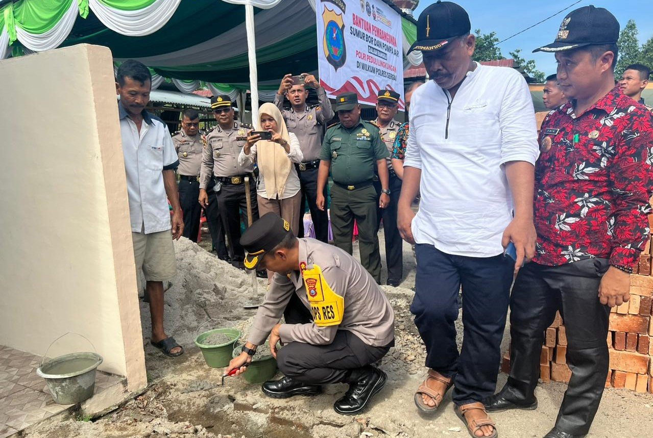 Polri Peduli, Bantu Sediakan Sumur Bor dan Pompa Air di Sergai