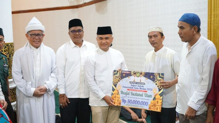 Anak Medan Wajib Sekolah