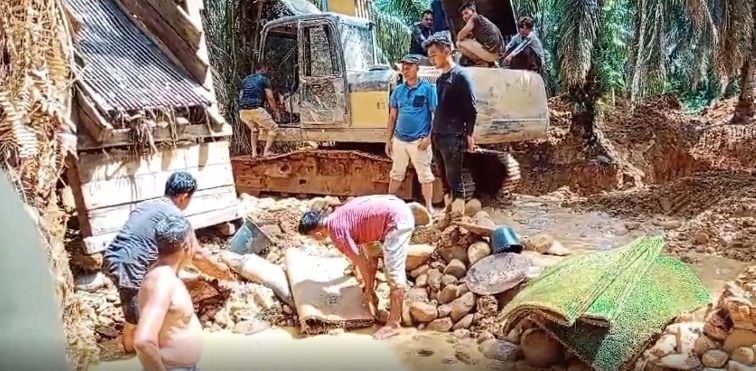 Polres Pasaman Barat Gerebek Tambang Emas Ilegal