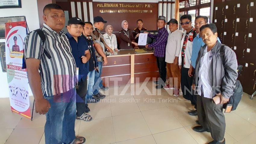Masyarakat Adukan Dugaan Mafia Tanah Terkait Pembangunan GOR di Simarsayang