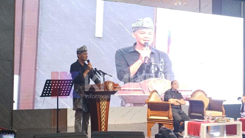 Soal Pencopotan Poster Wajahnya di Siantar, Ganjar: Tenang, Jangan Emosi