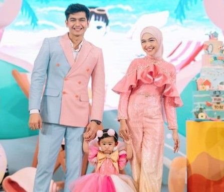 Rumah Tangga Jadi Sorotan, Ria Ricis dan Teuku Ryan Sibuk Pamer Aktivitas di Media Sosial