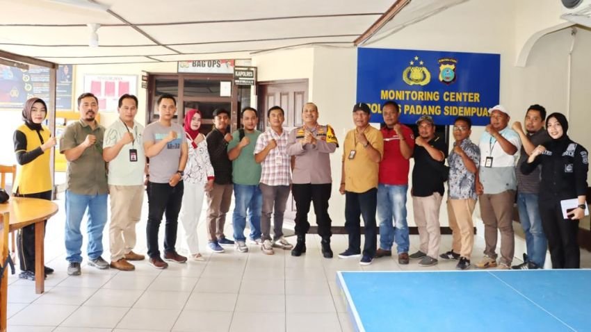 Kapolres Padangsidimpuan Ajak Insan Pers Tangkal Berita Hoax Jelang Pemilu 2024