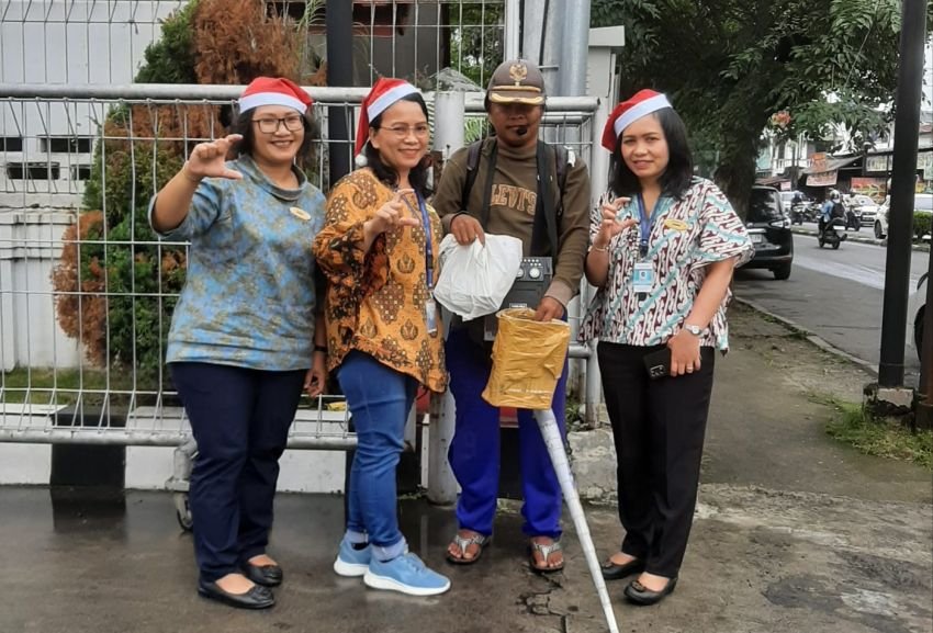RS Columbia Asia Medan Berbagi Kebahagiaan Natal di 4 Titik