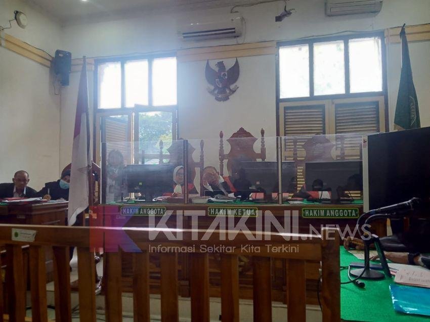 Hakim PN Medan Eti Astuti Larang Wartawan Saat Meliput Sidang Boasa Simanjuntak