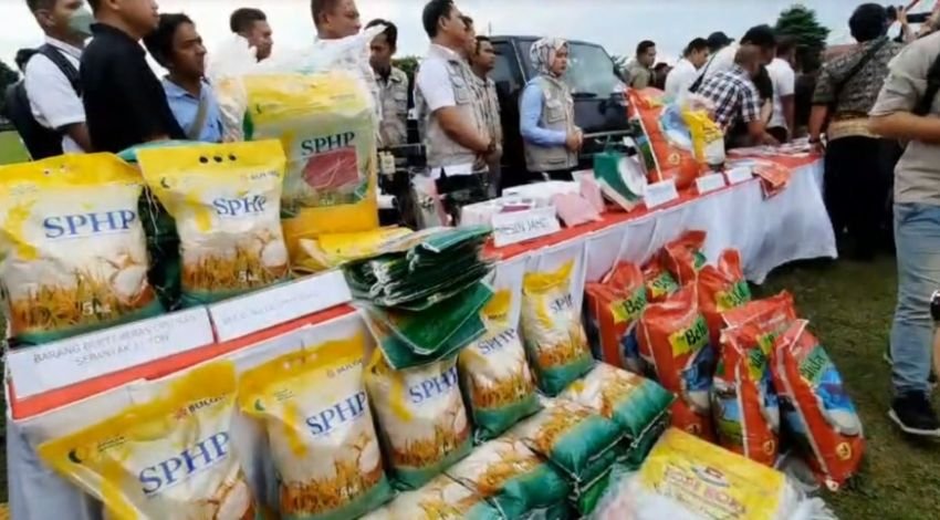 Polda Riau Tangkap Dua Pelaku Pengoplos Beras Bulog