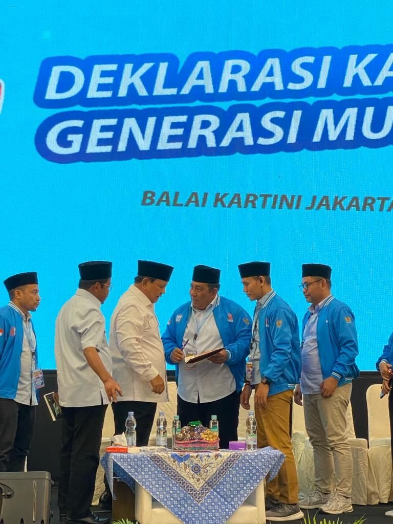 Relawan Gemuis Deklarasikan Dukung Prabowo-Gibran, Usulkan Insentif Guru Mengaji Sesuai UMR di Indonesia