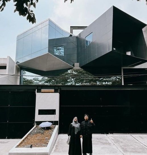 Room Tour ke Rumah Baru, Kamar Karyawan Atta dan Aurel Jadi Sorotan: Kecil Banget Kamarnya