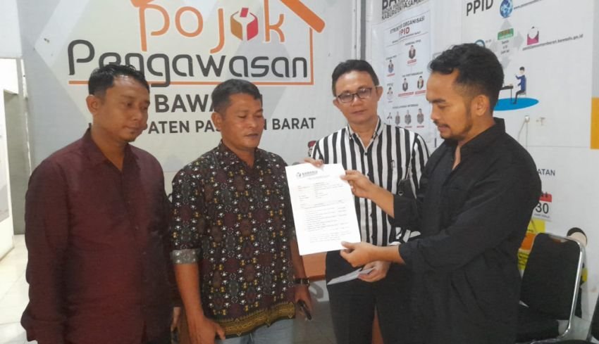 Bupati Pasaman Barat Dilaporkan ke Bawaslu