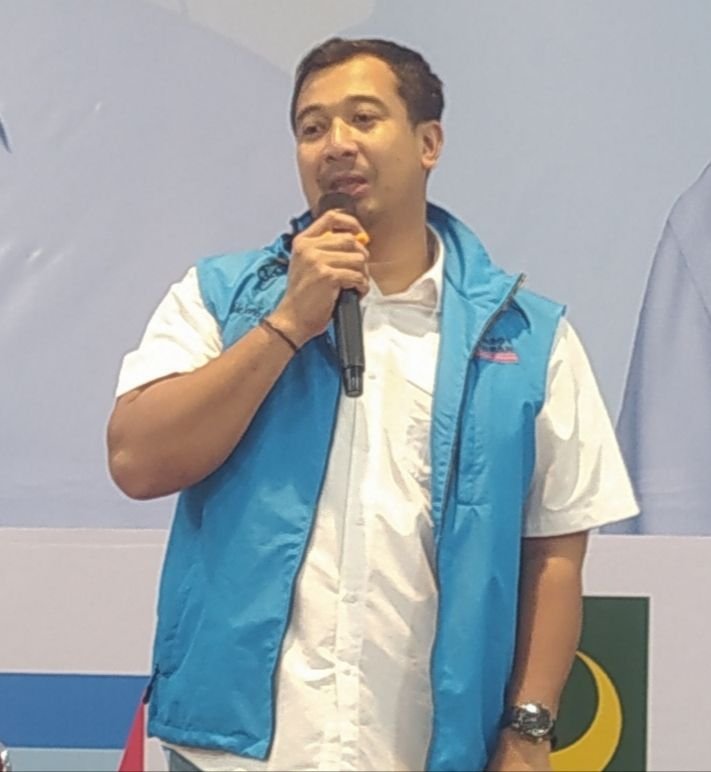 Ade Jona : Riang dan Gembira, Langkah Prabowo Hindari Politik Identitas