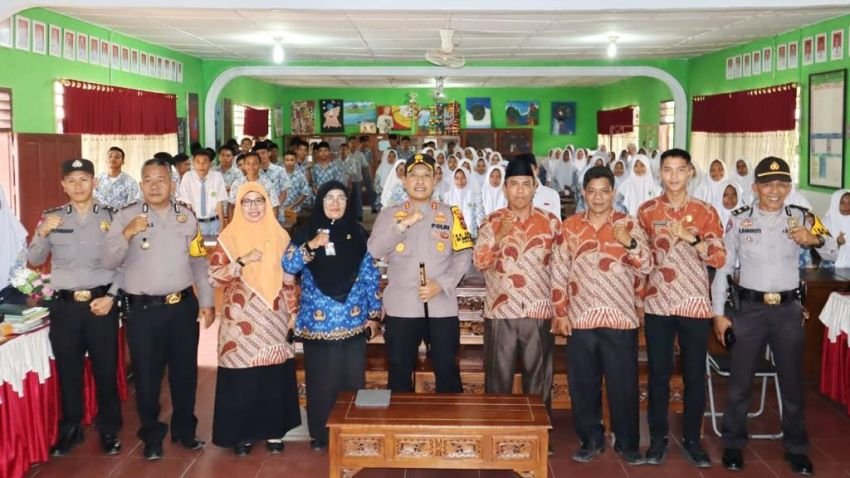 Kapolres Padangsidimpuan Ingatkan Pelajar Jangan Terjebak Perkembangan Zaman