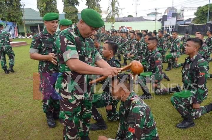 Kodim 0212/Tapsel Gelar Acara Tradisi Korps Raport Penerimaan Personel Baru