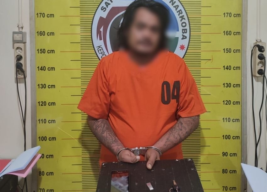 Buang Sabu Saat Berkendara, Pria Ini Ketahuan Polisi