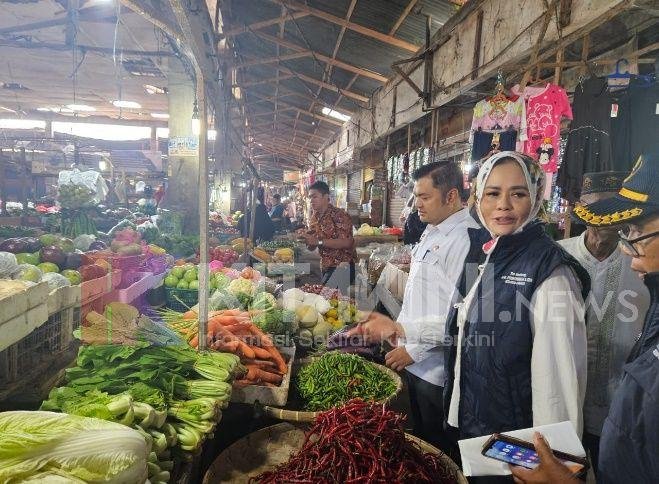 Jelang Puasa, TPID Langkat Sidak Pasar dan Tinjau Gudang Bulog