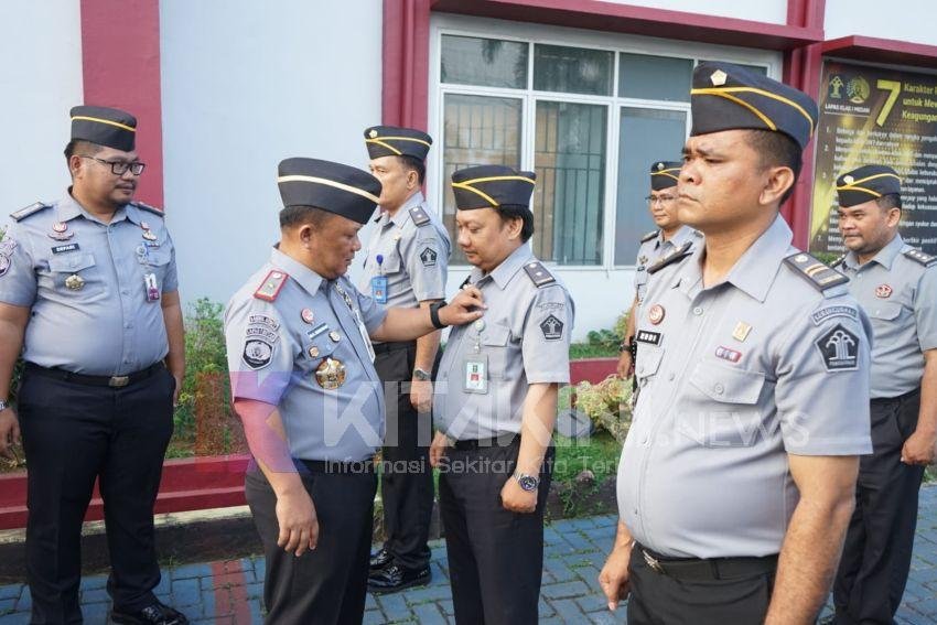 Lapas I Medan Periksa Pakaian Dinas dan Kelengkapan Atribut Petugas