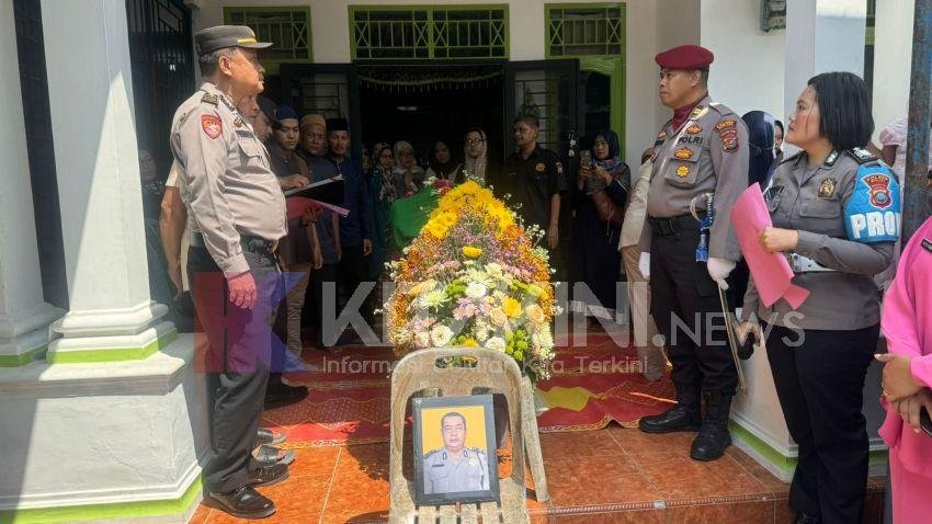 Wakapolres Binjai Pimpin Upacara Prosesi Pemakaman Aitu Pangihutan Hutasuhut