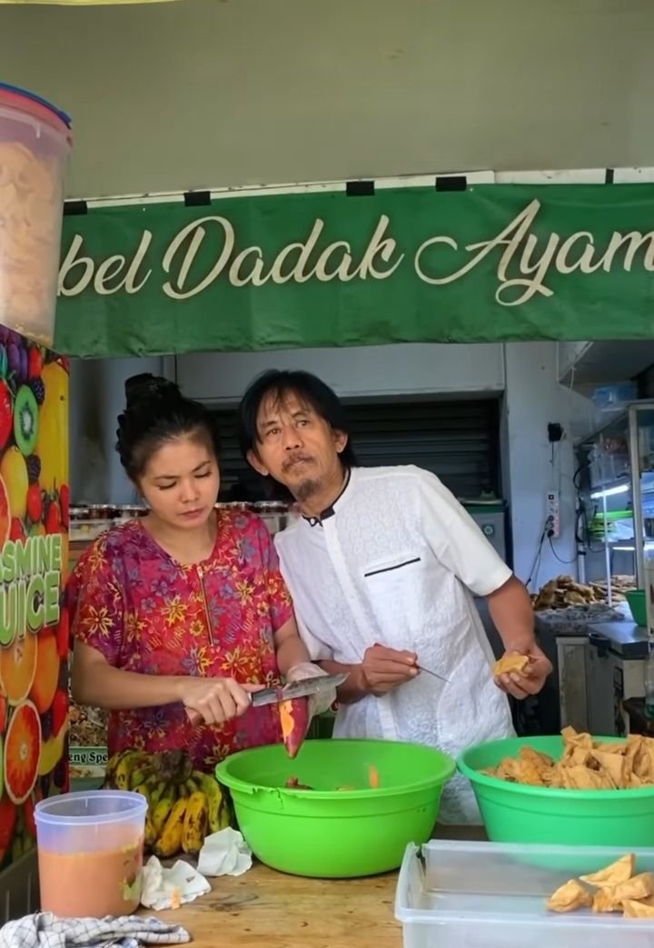 Bulan Puasa Tiba, Epy Kusnandar dan Istri Jualan Kolak