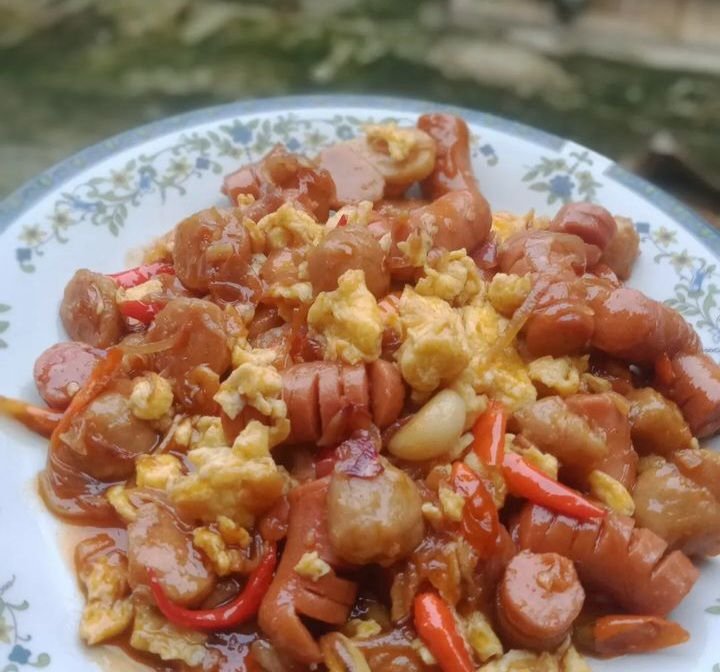 Menu Sahur Antiribet, Coba saja Tumis Sosis Telur