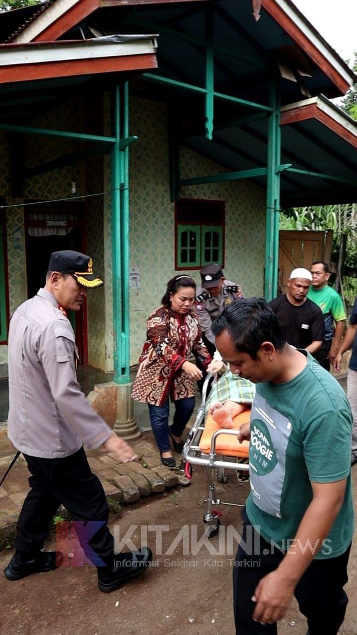 Kapolres Padangsidimpuan Bantu Biaya Perobatan Penderita Kanker