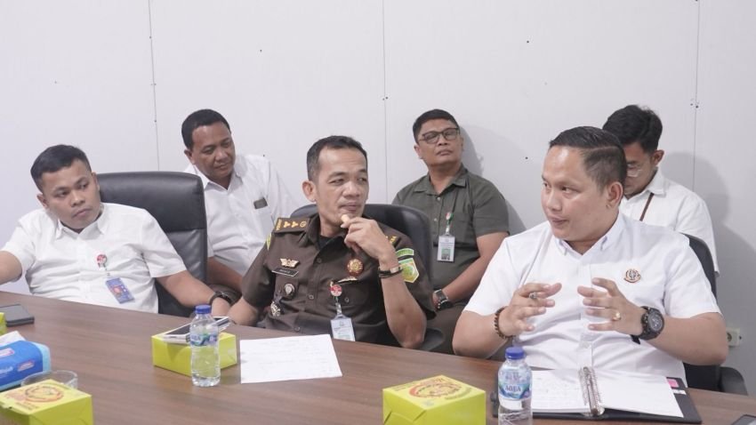 Bidang Intelejen Kejari Medan Monitoring Proyek Renovasi Stadion Teladan