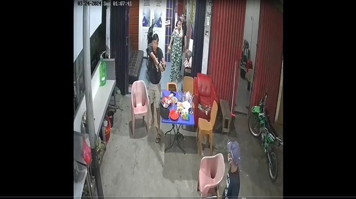 Dendam Pernah Ditangkap, Seorang Pria Serang Polisi Pakai Golok