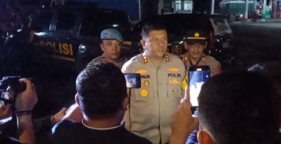 Kapolres Madina Boyong Dua Alat Berat Diduga untuk Tambang Emas