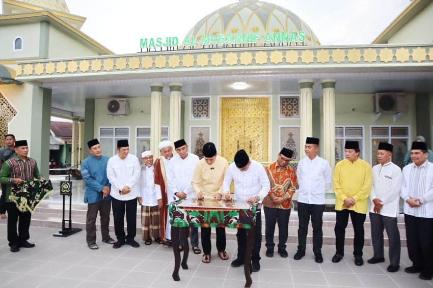 Kapolres Sidimpuan Hadiri Peresmian Masjid Al Musannif Annas Di Kodim 0212/TS