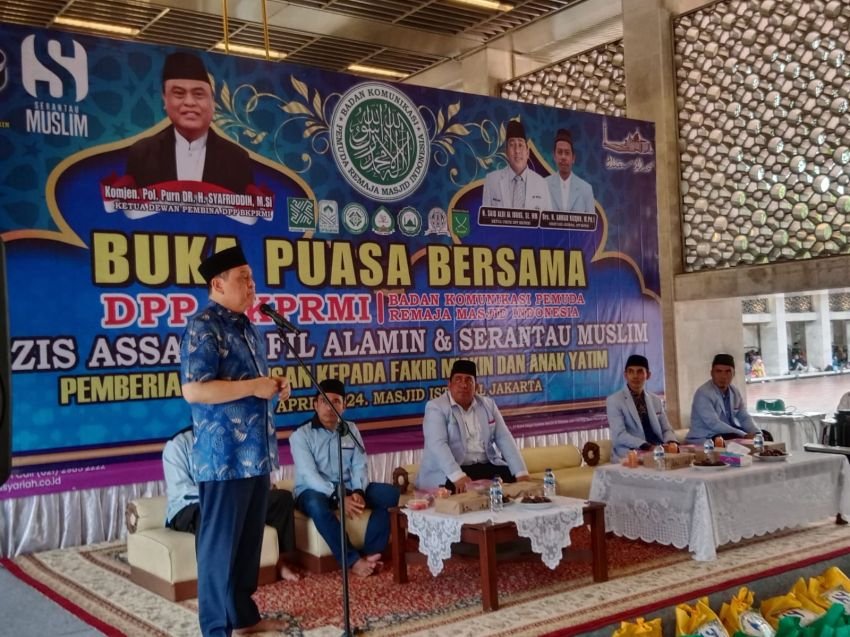 Komjen Pol (Purn) H Syafruddin Apresiasi BKPRMI Berikan Beasiswa Kepada 10 Kader ke Timteng