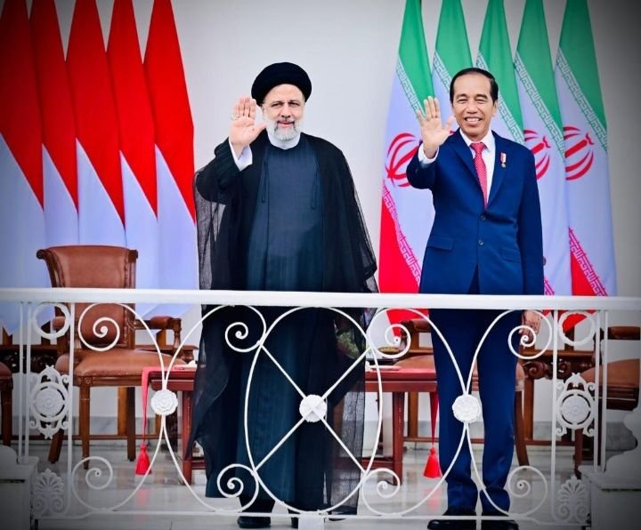Presiden Iran Tewas dalam Kecelakaan helikopter, Jokowi: Innalillahi ....