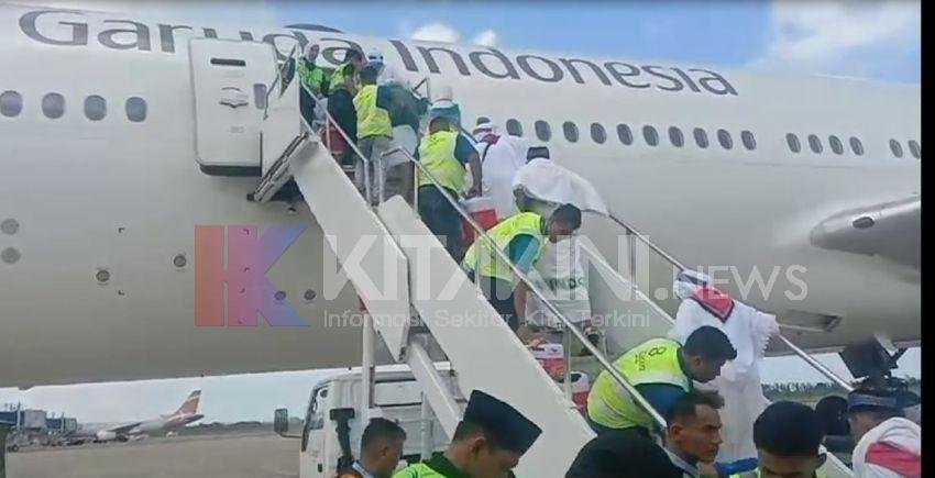 Kloter 14 Jamaah Calon Haji Sumbar Diterbangkan ke Jeddah
