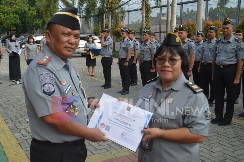 Lapas Medan Apresiasi Petugas Teladan dan Berdedikasi Tinggi