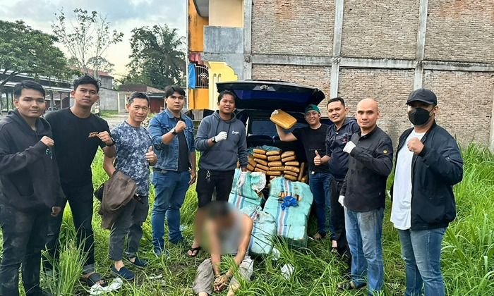 BNN Sumbar Tangkap Seorang Polisi, Bawa 141 Paket Ganja Kering