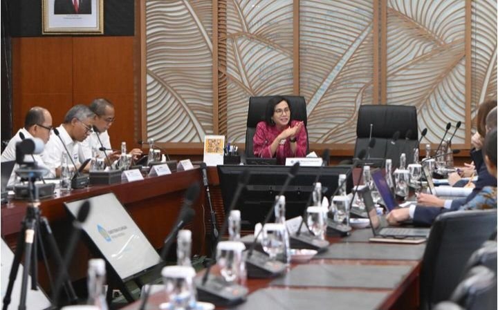 Rupiah Melemah, Subsidi Listrik dan BBM Bengkak, Menkeu: Sedapat Mungkin Kita Bayar