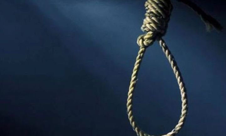 Ditegur Memakai Pakaian Ketat, Anak SMA Tewas Gantung Diri