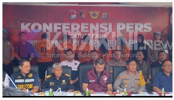 Gerebek Pabrik Ekstasi di Medan, Polisi Temukan Ratusan Kimia Bahan Baku Narkoba dari Cina