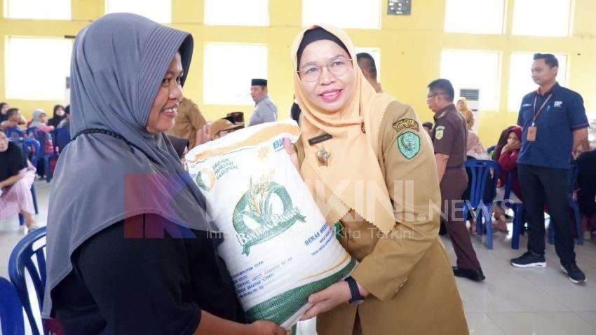 Pemko Padangsidimpuan Salurkan Bantuan Beras Cadangan Sebanyak 2 Ton