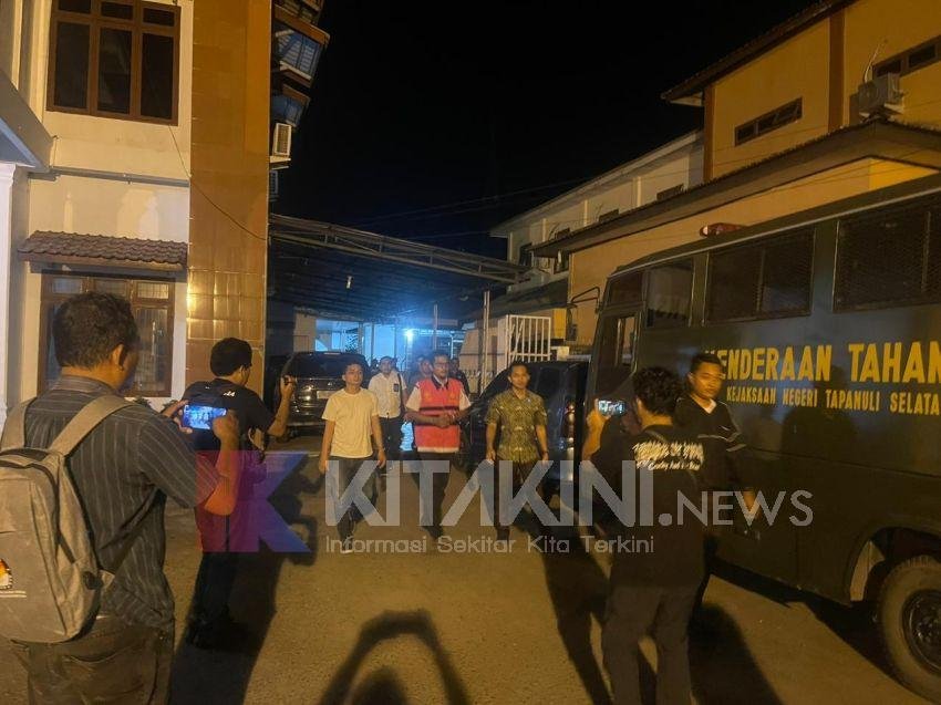 Main Malam, Oknum BKD di Sidimpuan Ditahan Kejaksaan