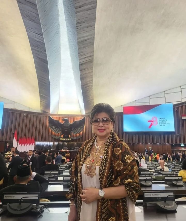 Sebut Tuhan saat Sidang Ricuh, Anggota DPD malah Tertawa
