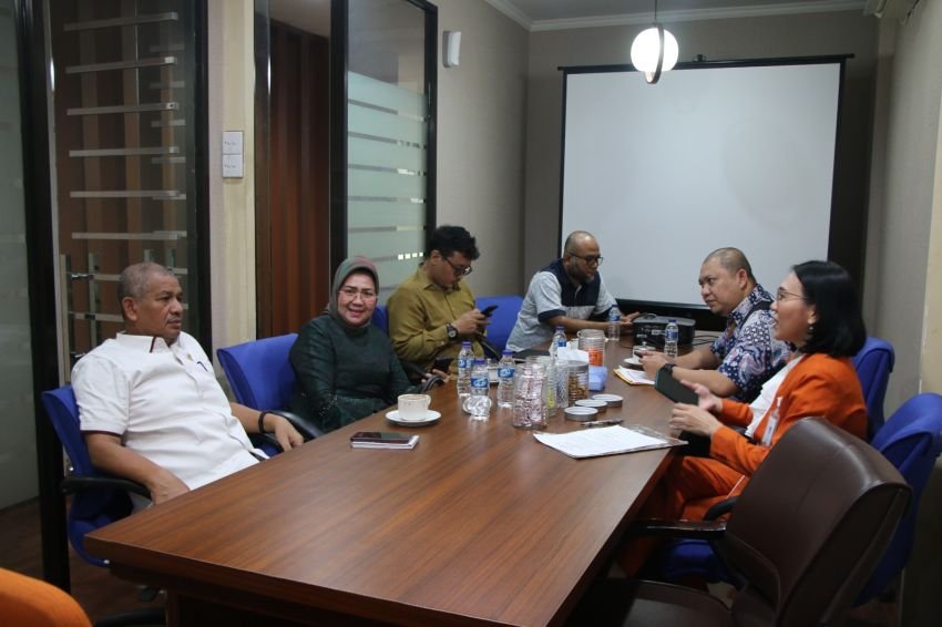 Kunjungi Bank Sumut Cabang DKI Jakarta, Sutarto Minta Tingkatkan Pelayanan