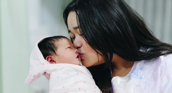 Akhirnya Punya Anak, Denny Sumargo: Lihatlah Istri Saya