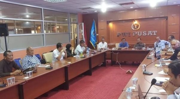 Langgar Kode Etik, Hendry Ch Bangun Diberhentikan sebagai Ketua PWI