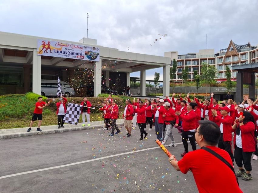 Peserta Lintas Samosir Susuri 4 Km Jalanan Mendaki dan Menurun