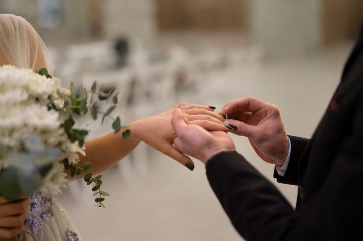 Champagne Opulence: Tema Pernikahan Elegan yang Akan Mendominasi Tahun 2025