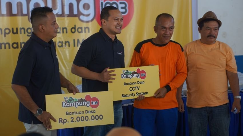 Kampung IM3, Indosat Beri Dukugan CCTV ke Desa-desa di Sumut
