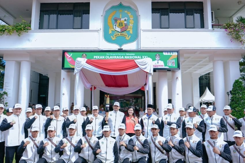 Bobby Nasution Terima Api PON XXI