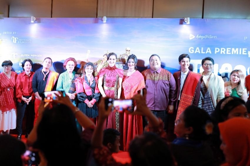 Nuansa Budaya Batak Warnai Gala Premiere 'Tulang Belulang Tulang' di Medan