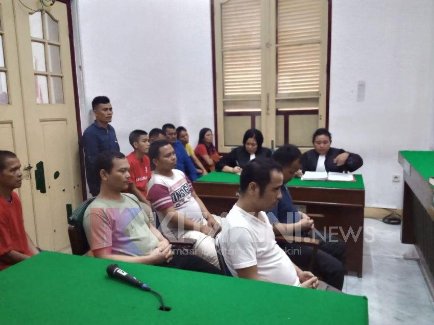 Empat Terdakwa Pembuat Miras Ilegal Dihukum 16 Bulan Penjara